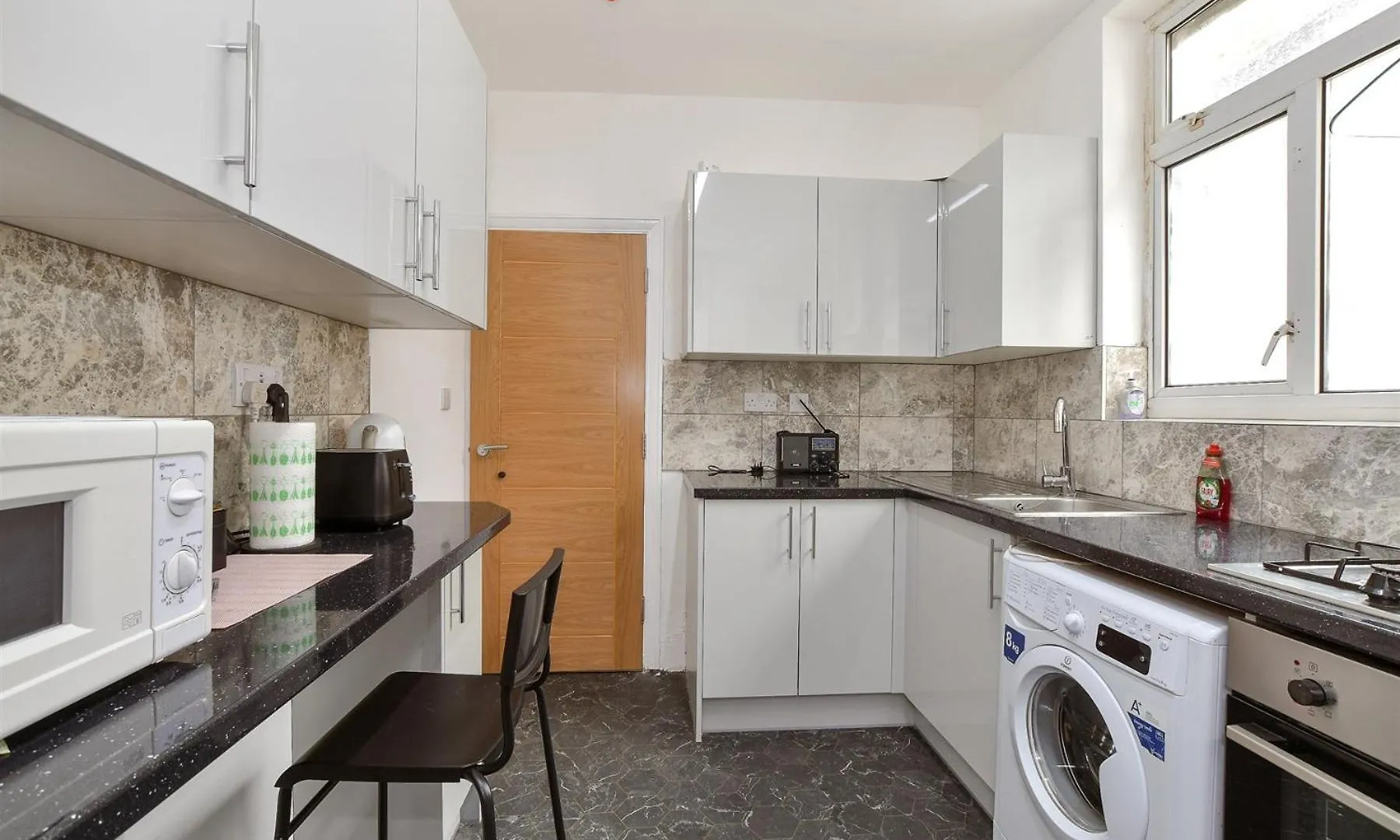 Double Room In Bungalow Wanstead