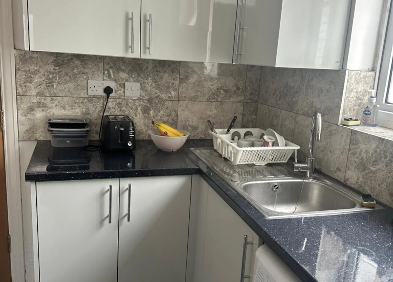 Double Room In Bungalow Wanstead